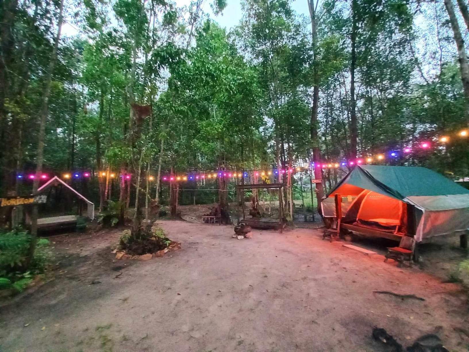Bar Horizon Hostel Чумфон Екстериор снимка