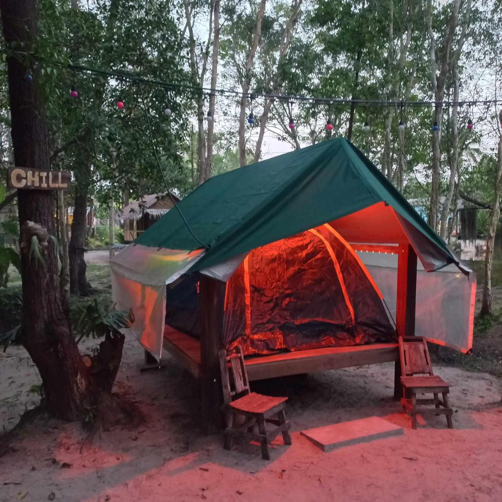 Bar Horizon Hostel Чумфон Екстериор снимка